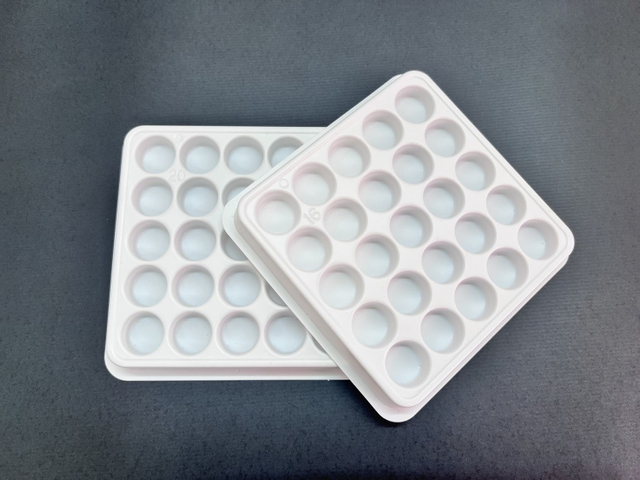 隱形眼鏡工作盤