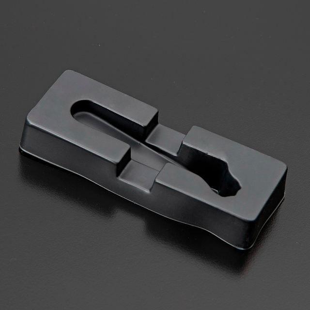 PS黑色指甲剪內襯